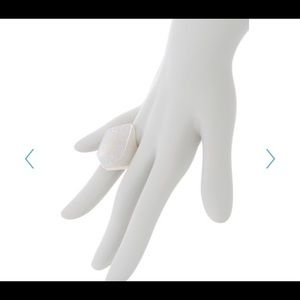 Kendra Scott Jewelry - Kendra Scott Penelope drusy cocktail ring Kendra Scott Jewelry - Kendra Scott Penelope drusy cocktail ring